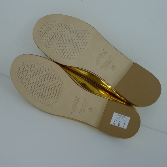 APIA Vero Cuoio Ballet Pumps Gold 35 Italy (Actual size between 5.5 and 6) - Picture 6 of 7